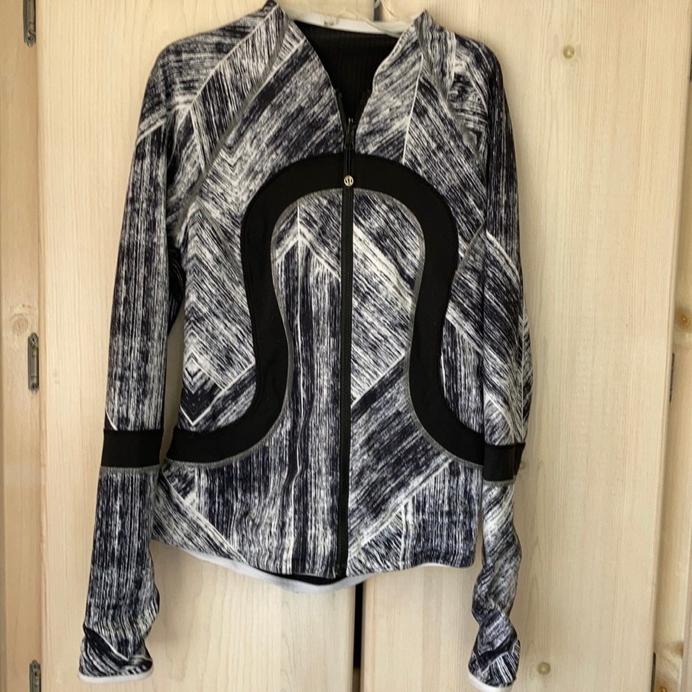 Athletic jacket